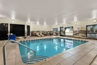 Comfort Suites University