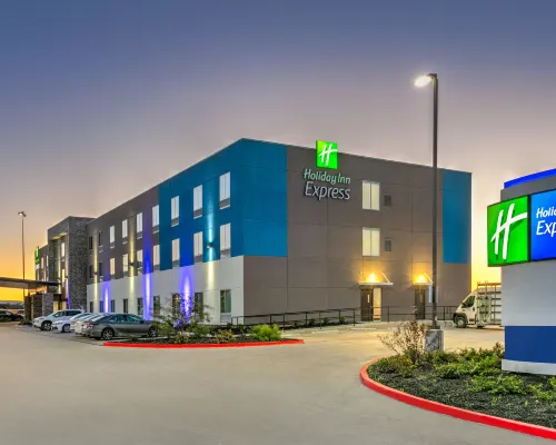Holiday Inn Express SAN ANTONIO EAST - I-10 by IHG Hotels near Copernicus Park