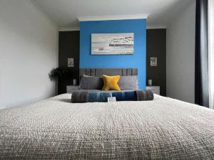 Coastal Comfort, Seaside Flat