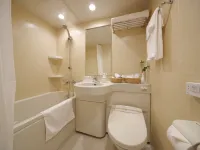 Red Roof Inn & Suites Osaka Namba Nipponbashi Hotel in zona Tempio Shitennoji