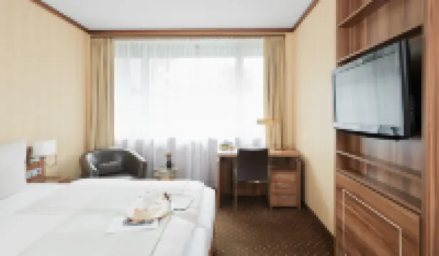 Living Hotel Düsseldorf Hotels near City gate