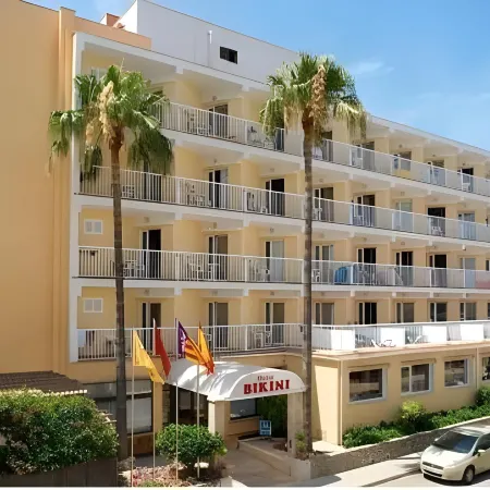 Universal Hotel Bikini