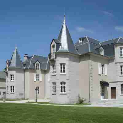 Logis Hôtel le Château d'Orfeuillette Rest. le Théophile Hotel Exterior