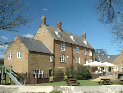 The World's End - Northampton Hotels near Weston Favell Shopping Centre