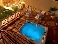 Hôtel les Comtes de Pardiac - Hot Tub