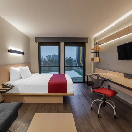 City Express by Marriott Celaya Galerias