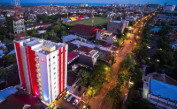 Monoloog Hotel Makassar