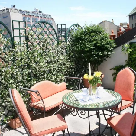 Petit Palais Hotel de Charme
