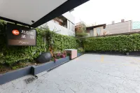 Hotel ES Cheongju Hotels near Cheongju Zoo