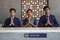 Monarch Express Chakan Hotels in Chakan