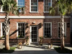 The Pinch Charleston