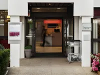 Ibis Toulouse Aéroport Hotel dekat Musée Aéroscopia