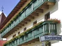 Landgasthof Zum Kirchenwirt Hotels near Burgruine Altjochenstein