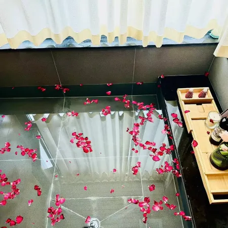 Tanggou Wenquan Linxi Xiaozhu Apartment (Hutang Line)