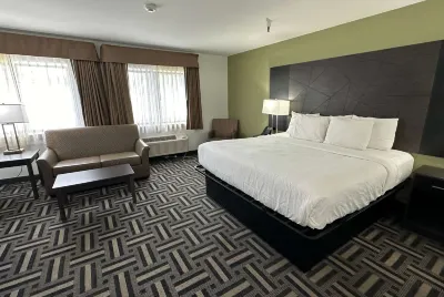 La Quinta Inn by Wyndham Cincinnati North Hotels near Morris Outlet