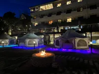 แกรนพ์ แคมป์ปิ้ง รีสอร์ท