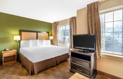 Extended Stay America Select Suites - Chicago - Westmont - Oak Brook Hotels in Westmont