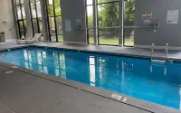 Days Inn & Suites by Wyndham Murfreesboro - Pool