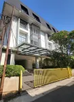 เฮเว่นวูดเรสซิเดนซ์ TB ซีมาตูปัง โรงแรมใกล้สถานีปาซาร์มิงกู