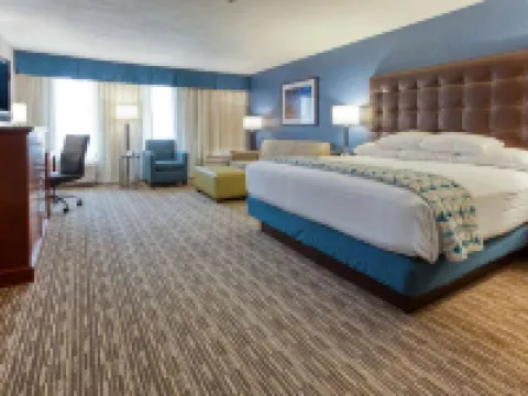 Heritage Inn & Suites St Louis Fenton, Trademark by Wyndham Hotels in Fenton