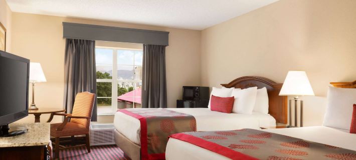 Ramada by Wyndham Pigeon Forge North Hotels in Pigeon Forge