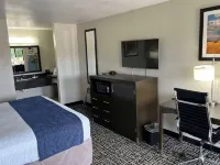Days Inn by Wyndham Grove Hotels in Delaware County