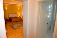 Grand White City Hotel Hotel di Kucove