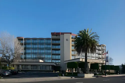 Oakland Airport Executive Hotel