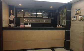 Grand Faber Inn - Housity