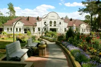 Hotel Prival Hotels near U Maystra Gallery