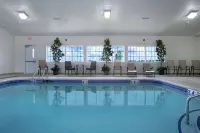 Microtel Inn & Suites by Wyndham Council Bluffs/Omaha - Pools