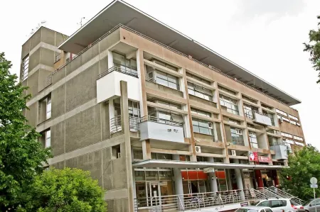 巴爾幹加爾尼飯店