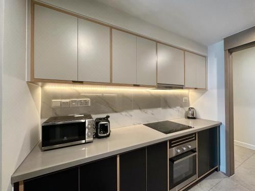 Luxury 3BR 6BR D1mension & Zenity in District 1 FreePoolSaunaGym_1
