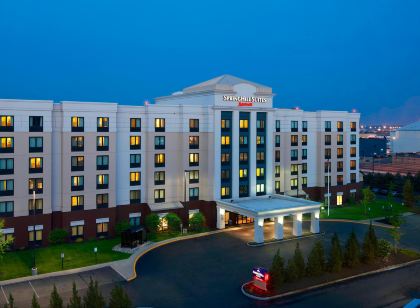 SpringHill Suites by Marriott Newark International Airport