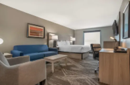 Best Western Plus Jackson Downtown-Coliseum