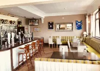 The Whittington and Cat Hotels in Hessle