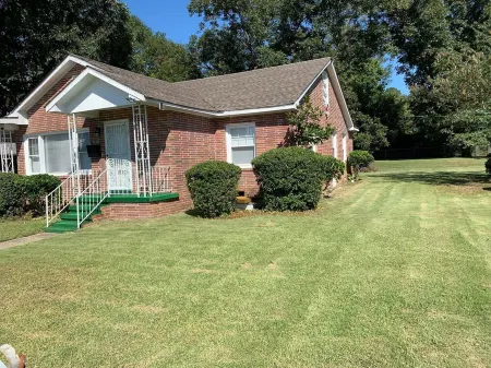 Bungalow Suite 18 miles from Auburn