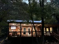 Anderson Paradise Cabin in Albert Pike Recreational Area, Caddo Gap Arkansas