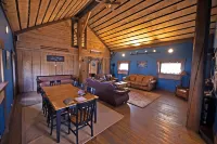 The Combat Fisherman. Entire house. One block to the Beaverhead. Walk to bars/fo