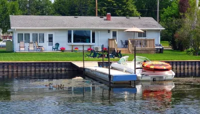 Valhalla Guest House on the Waterfront