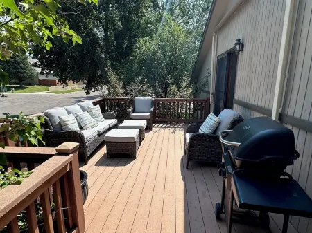 Modern Comforts - Stay/Work/Play