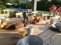 Italian villa, private pool - cycling, hiking, wine tours, slow-food, fast WiFi Hotel a Bubbio