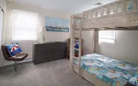 2BR 1.5BA Top Floor Condo with Tesla/EV Charger Brigantine Отели рядом с достопримечательностью «Парк Шарк»