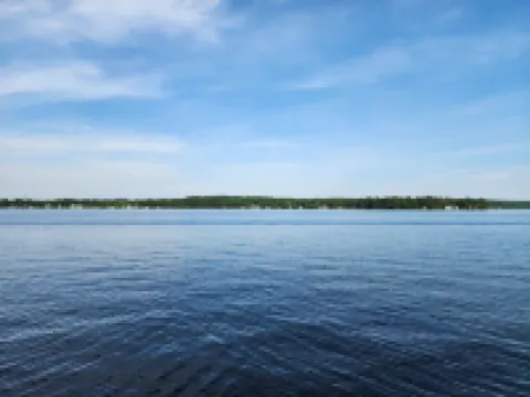 Otsego Lake Oasis! Spacious 3 bd + loft. Sleeps 12. Separate Private Lake Access