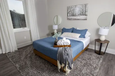 Bluff Walk Retreat - Downtown Lynchburg