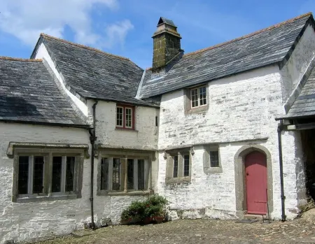 Tudor Wing at Cullacott Отели в г. Лаунцестон