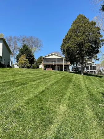 Old Hickory Lake Nashville Cabin for Two