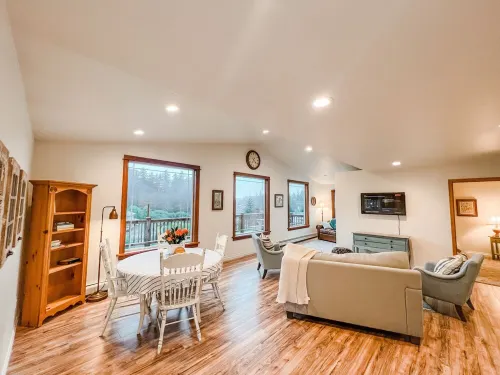 Cozy up in this private bungalow in the trees close to trailheads & shopping Hotels in Kodiak Island