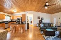 Tranquil private home 5 minutes to Hawai'i Volcanoes National Park