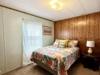NOW BOOKING FOR WINTER! CUTE….COZY….COASTAL!! Quiet Neighborhood! Hotels in Sunset Beach